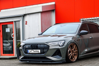 Audi E-Tron Quattro + Sportback S-Line přední spoiler lipa s křidélky IN Tuning Matt.