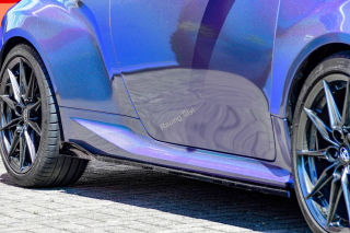 Toyota Yaris GR spoilery pod boční prahy s křidélky IN Tuning Matt.