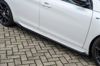 Peugeot 308 GT/GT-Line Facelift SW Combi nástavce pod boční prahy s křidélky IN Tuning