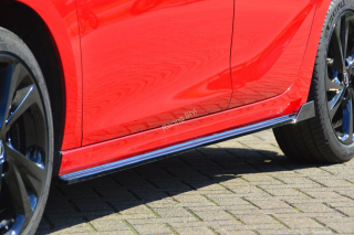 Opel Corsa F nástavce na boční prahy s křidélky IN Tuning