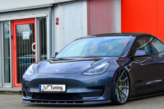 Tesla Model 3 přední spoiler lipa IN Tuning