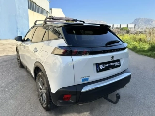 Peugeot 2008 střešní spoiler MD Design