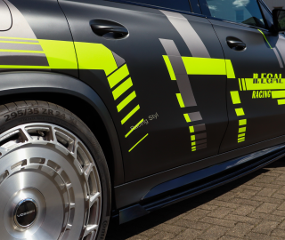 Mercedes GLS 63 AMG 4Matic nástavce pod boční prahy s křidélkem IN Tuning